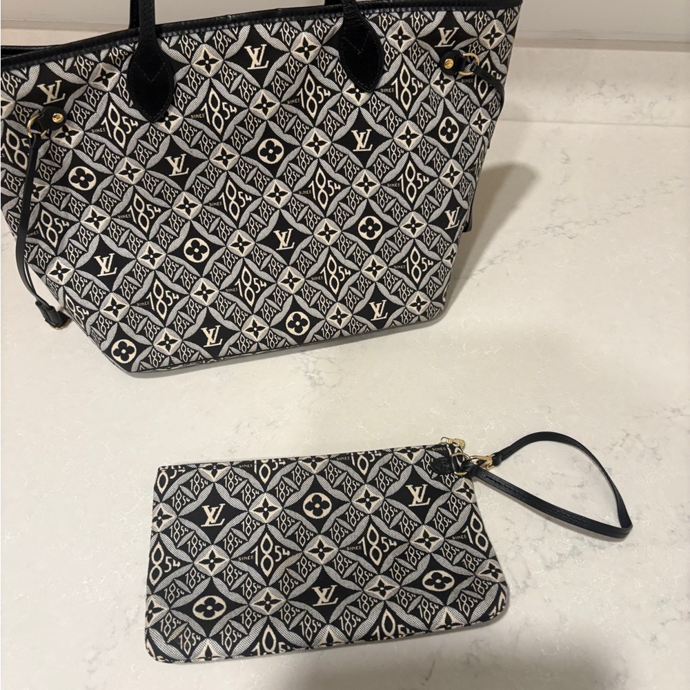Louis Vuitton 1854 Neverfull MM + Pouch - Picture 2 of 5